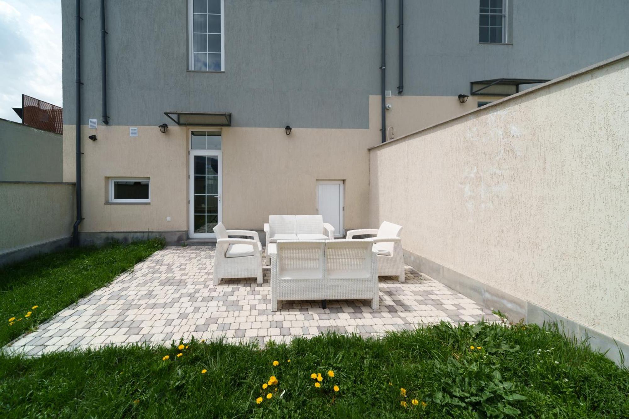 Dili Town Resort And Spa Dilijan Ngoại thất bức ảnh